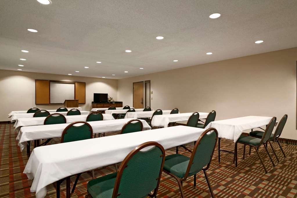 Wingate By Wyndham Canton-Hall Of Fame Facilités photo