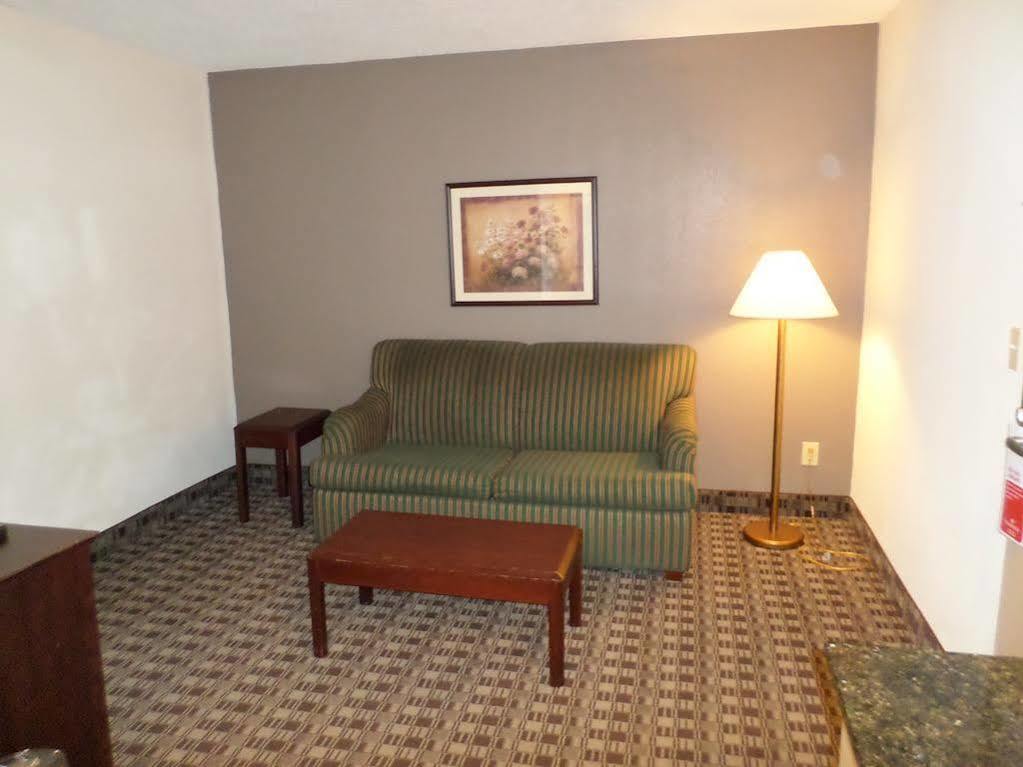 Wingate By Wyndham Canton-Hall Of Fame Extérieur photo